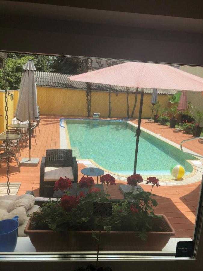 Mosoly Apartman Szegedin Exterior foto