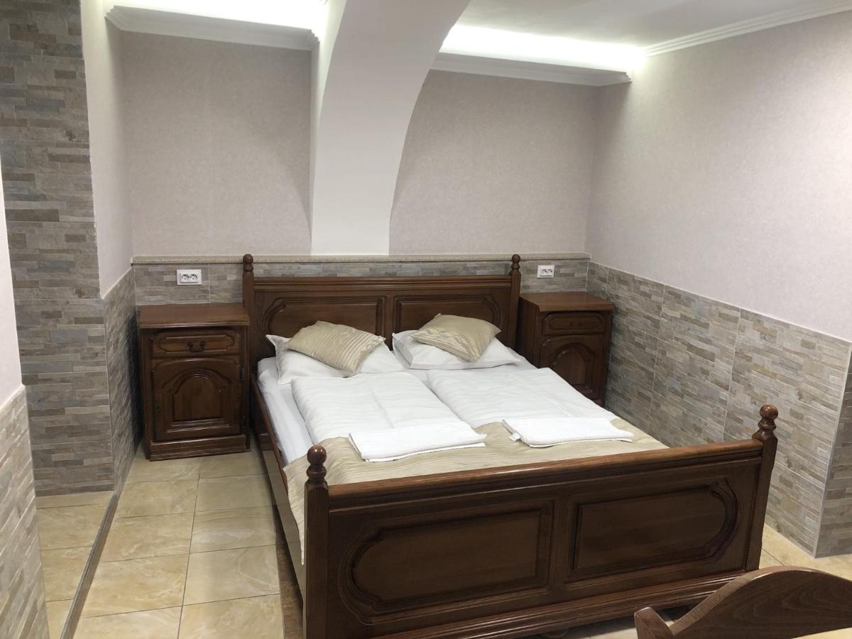 Mosoly Apartman Szegedin Exterior foto