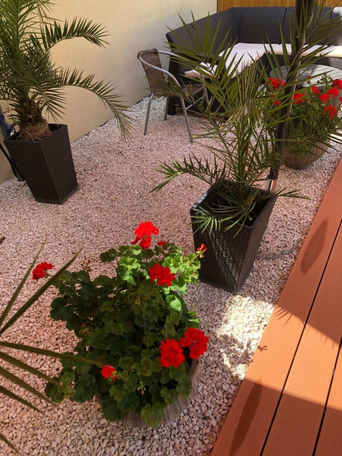 Mosoly Apartman Szegedin Exterior foto